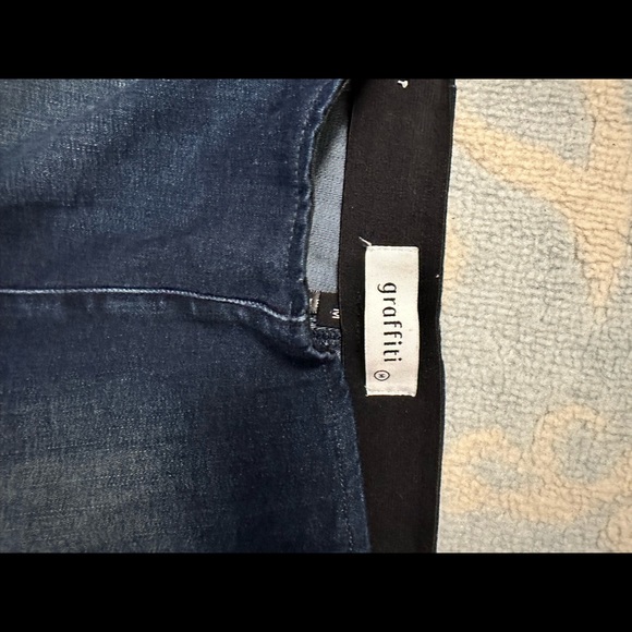 Flared jeans - Picture 2 of 2